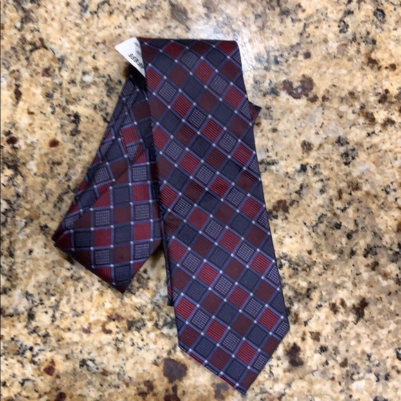 100% silk Pronto Uomo Platinum necktie - Picture 2 of 2